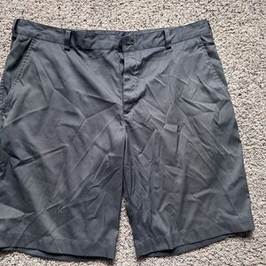 Nike Men's Dri-Fit Gray Flat Front Golf Shorts Size 38
